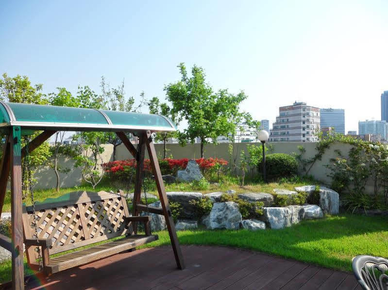Hostel The New Day Busan Eksteriør billede